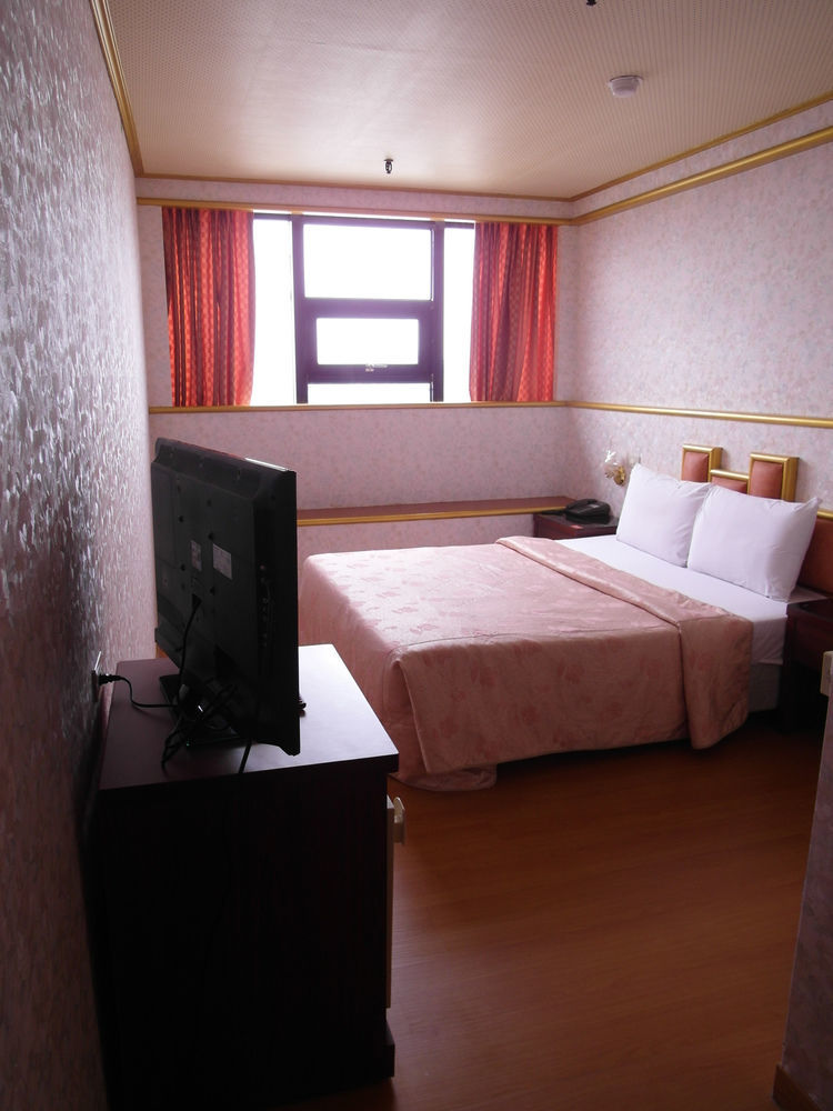 טאינאן Lan Yin Tie Dao Hotel מראה חיצוני תמונה